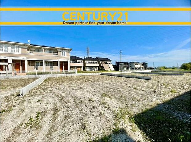 ■■駐車場■■ファミリーカーの需要が多い中、駐車場も確保いたしました。マンションとは違う敷地内駐車。ご主人様のお車のお手入れにも気合が入りますね。