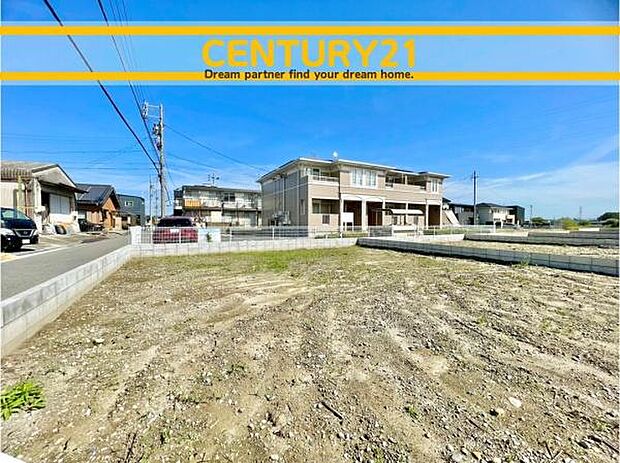 ■■駐車場■■ファミリーカーの需要が多い中、駐車場も確保いたしました。マンションとは違う敷地内駐車。ご主人様のお車のお手入れにも気合が入りますね。