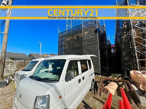 ■■駐車場■■ファミリーカーの需要が多い中、駐車場も確保いたしました。マンションとは違う敷地内駐車。ご主人様のお車のお手入れにも気合が入りますね。