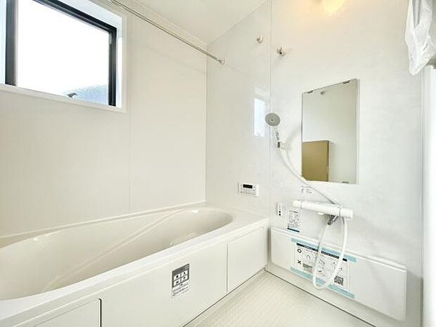 ■■一日の疲れを癒す■■癒しの空間バスルームです。天気に左右されずに洗濯物を乾かせる、浴室乾燥機&オートバス機能付きです。