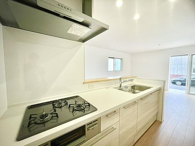 ■■キッチン■■家族や友人と味わう料理。会話を楽しみながら作りたいものですね。