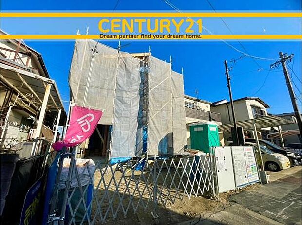 ■■駐車場■■ファミリーカーの需要が多い中、駐車場も確保いたしました。マンションとは違う敷地内駐車。ご主人様のお車のお手入れにも気合が入りますね。