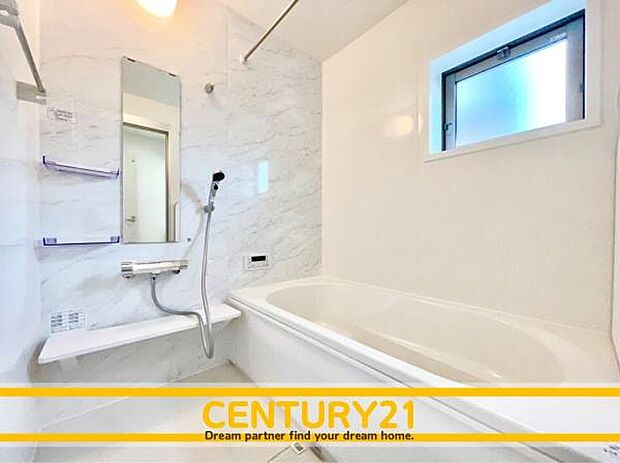 同仕様写真（浴室）