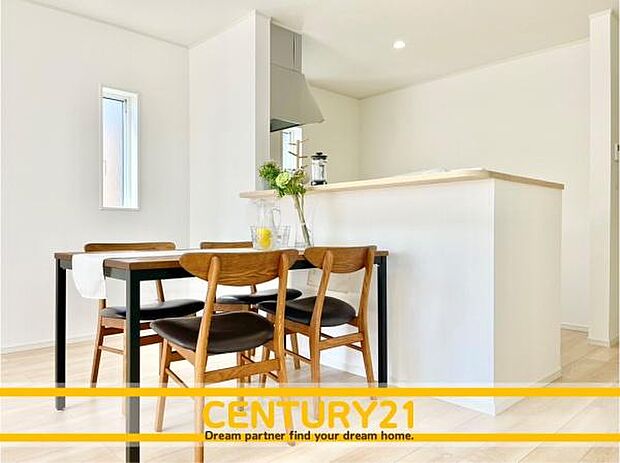 同仕様写真（リビング）