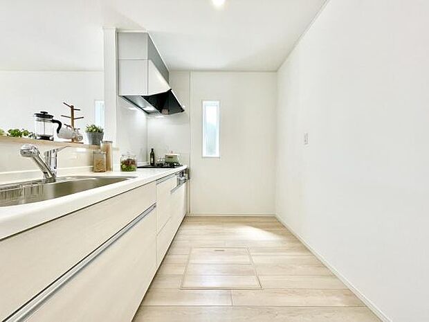 同仕様写真（キッチン）