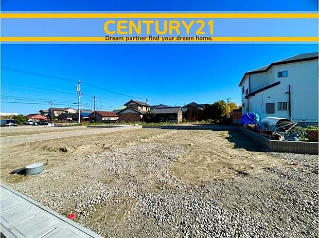 ■■駐車場■■ファミリーカーの需要が多い中、駐車場も確保いたしました。マンションとは違う敷地内駐車。ご主人様のお車のお手入れにも気合が入りますね。