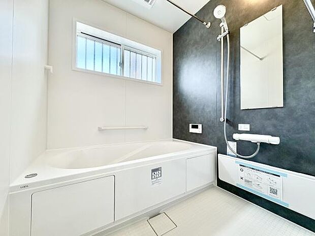 ■■一日の疲れを癒す■■癒しの空間バスルームです。天気に左右されずに洗濯物を乾かせる、浴室乾燥機＆オートバス機能付きです。