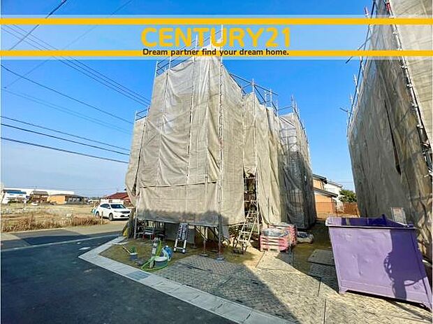 ■■駐車場■■ファミリーカーの需要が多い中、駐車場も確保いたしました。マンションとは違う敷地内駐車。ご主人様のお車のお手入れにも気合が入りますね。