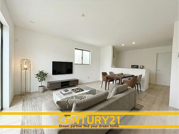 ※家具はCGを合成したものです。■■憩いのリビング■■リビングとダイニングの空間機能を活かし、巧みに使い分ける発想が、ライフスタイルに新しいゆとりをもたらします。