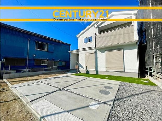 ■■駐車場■■ファミリーカーの需要が多い中、駐車場も確保いたしました。マンションとは違う敷地内駐車。ご主人様のお車のお手入れにも気合が入りますね。