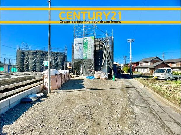 ■■駐車場■■ファミリーカーの需要が多い中、駐車場も確保いたしました。マンションとは違う敷地内駐車。ご主人様のお車のお手入れにも気合が入りますね。