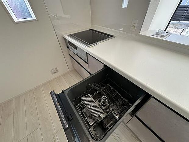 ■■キッチン■■家族や友人と味わう料理。会話を楽しみながら作りたいものですね。