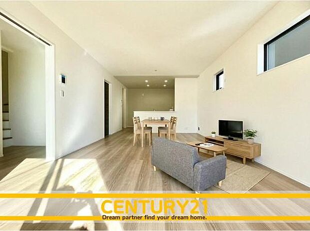 ■■憩いのリビング■■※家具はCGを合成したものです。リビングとダイニングの空間機能を活かし、巧みに使い分ける発想が、ライフスタイルに新しいゆとりをもたらします。