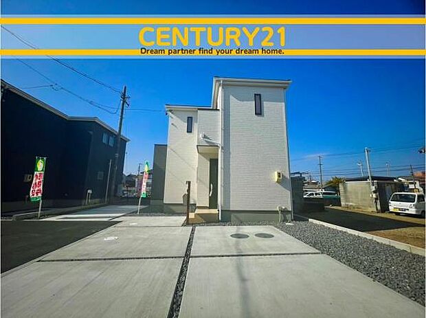 ■■駐車場■■ファミリーカーの需要が多い中、駐車場も確保いたしました。マンションとは違う敷地内駐車。ご主人様のお車のお手入れにも気合が入りますね。