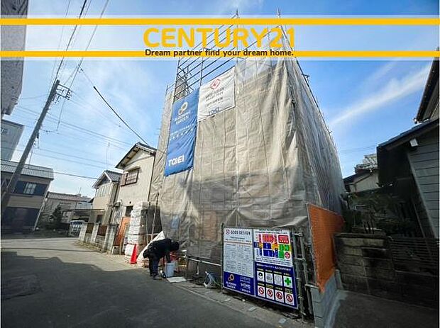 ■■駐車場■■ファミリーカーの需要が多い中、駐車場も確保いたしました。マンションとは違う敷地内駐車。ご主人様のお車のお手入れにも気合が入りますね。