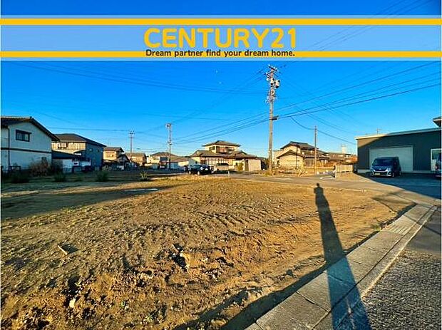 ■■駐車場■■ファミリーカーの需要が多い中、駐車場も確保いたしました。マンションとは違う敷地内駐車。ご主人様のお車のお手入れにも気合が入りますね。