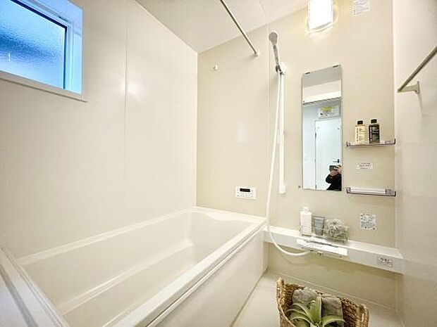 ■■一日の疲れを癒す■■癒しの空間バスルームです。天気に左右されずに洗濯物を乾かせる、浴室乾燥機＆オートバス機能付きです。