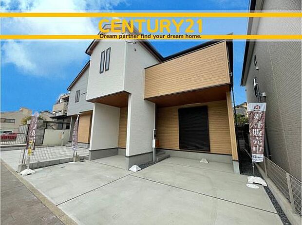 ■■駐車場■■ファミリーカーの需要が多い中、駐車場も確保いたしました。マンションとは違う敷地内駐車。ご主人様のお車のお手入れにも気合が入りますね。