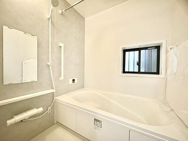 ■■一日の疲れを癒す■■癒しの空間バスルームです。天気に左右されずに洗濯物を乾かせる、浴室乾燥機＆オートバス機能付きです。