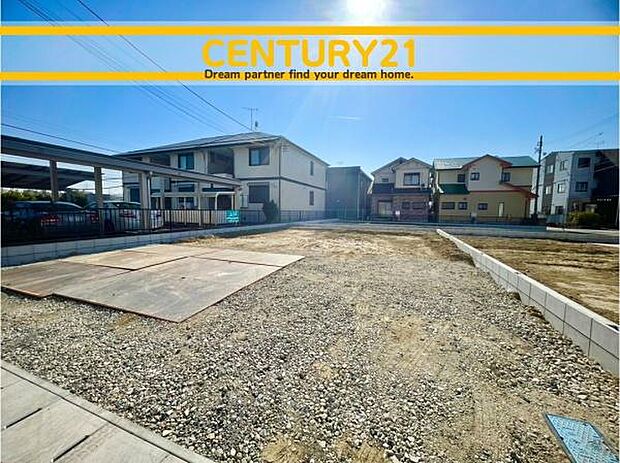 ■■駐車場■■ファミリーカーの需要が多い中、駐車場も確保いたしました。マンションとは違う敷地内駐車。ご主人様のお車のお手入れにも気合が入りますね。