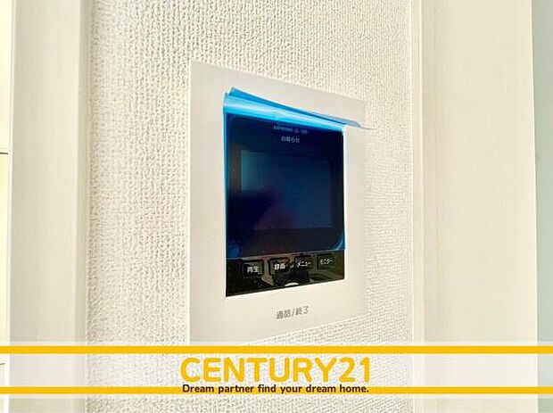 ■■カラーTVモニターホン■■外出中も来訪者をカラー画面と音声でしっかり録画します。在宅時にも鮮明なモニターでしっかり相手を確認できます！防犯のスタート、安心の一歩は玄関からですね。