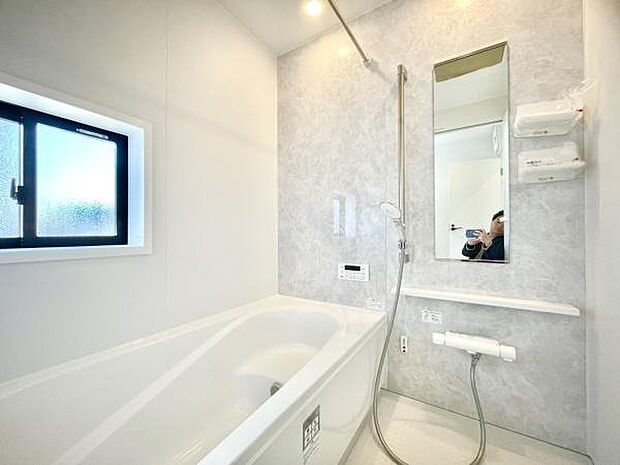 ■■一日の疲れを癒す■■癒しの空間バスルームです。天気に左右されずに洗濯物を乾かせる、浴室乾燥機&オートバス機能付きです。