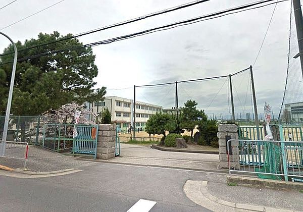 枚方市立津田中学校.まで1617m