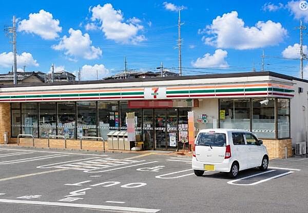 セブンイレブン枚方高田2丁目店.まで768m