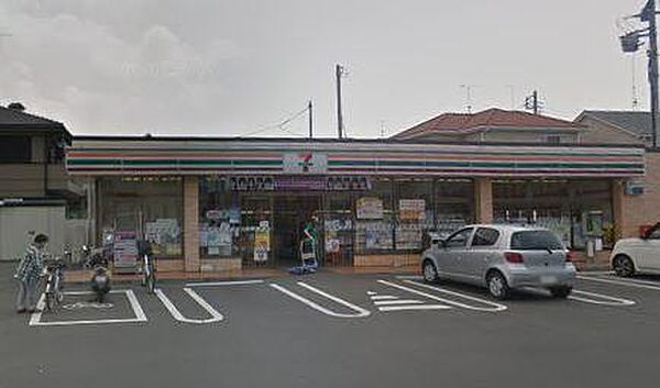 セブンイレブン小田原別堀店まで981m