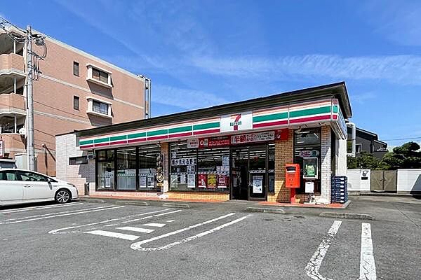 セブンイレブン小田原酒匂店まで370m