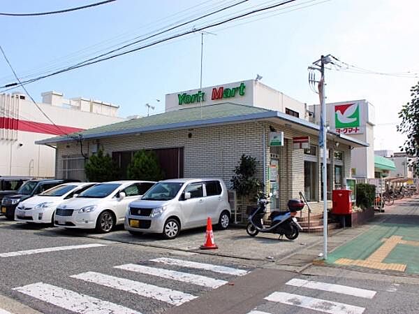 小田原鴨宮郵便局まで665m