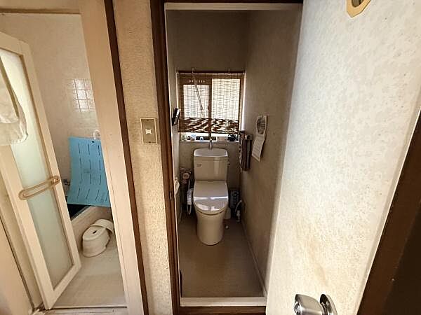 トイレを拡大表示