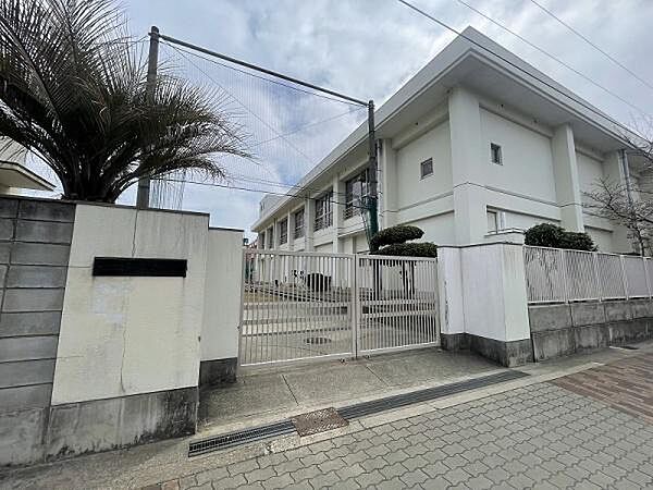 大阪市立平野西小学校まで1055m