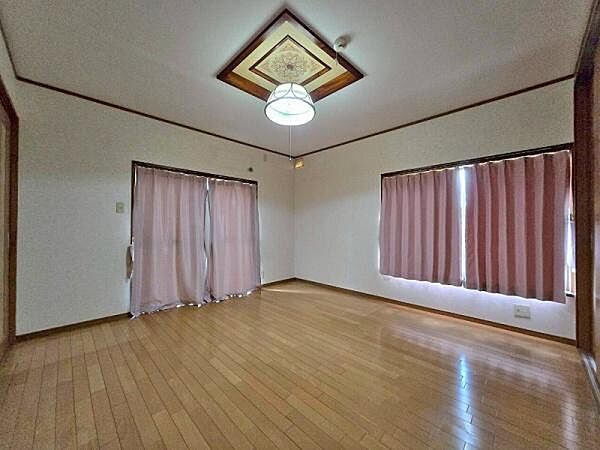 洋室