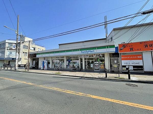 ファミリーマート八尾安中町店まで266m