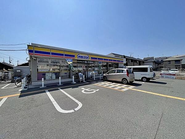 ミニストップ八尾太田店まで200m