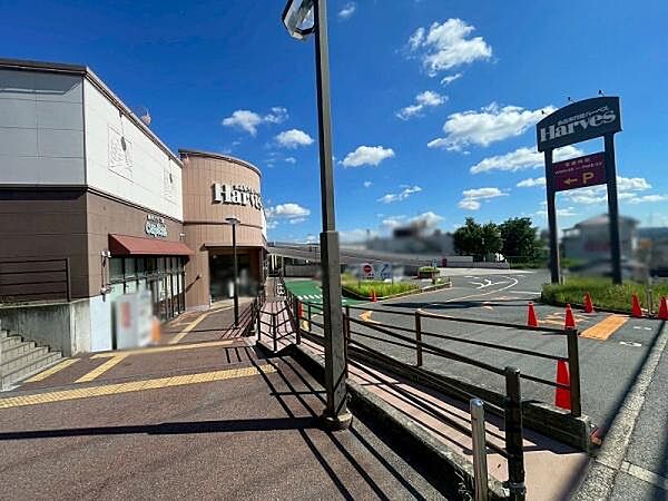 ハーベスはびきの店まで716m