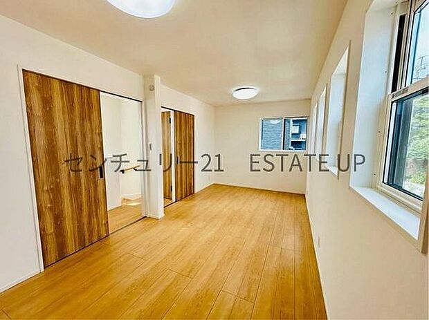 【洋室】ライフスタイルに合わせて、多目的にお使いいただけます。