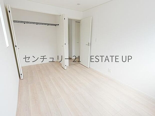 【洋室】ライフスタイルに合わせて、多目的にお使いいただけます。