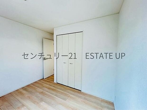 【洋室】ライフスタイルに合わせて、多目的にお使いいただけます。