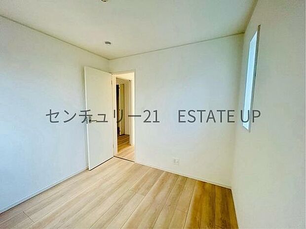 【洋室】ライフスタイルに合わせて、多目的にお使いいただけます。