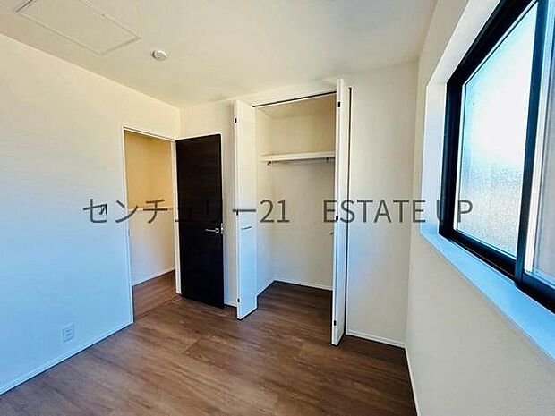 【洋室】家族構成やライフスタイルに合わせて、多目的にお使いいただけます。