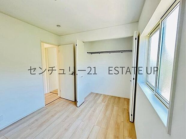 【洋室】家族構成やライフスタイルに合わせて、多目的にお使いいただけます。