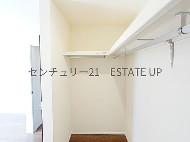 【収納】ファミリークローゼット。洋服の多いご家族も趣味の道具もすっきり収納できます♪