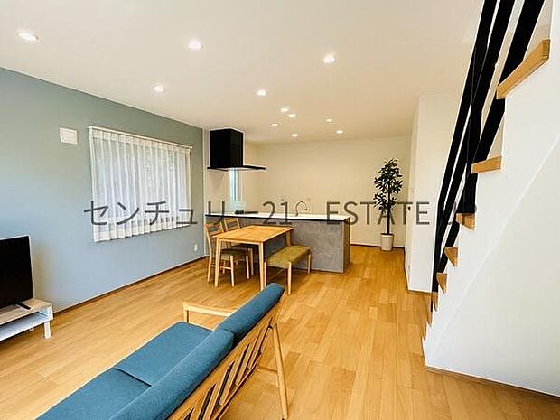 【リビング】お好きなインテリアなどを飾って、ご家族で安らげる癒しの空間をお作りいただけます。