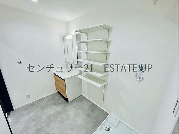 【洗面台・洗面所】スペースの広い洗面所が特徴