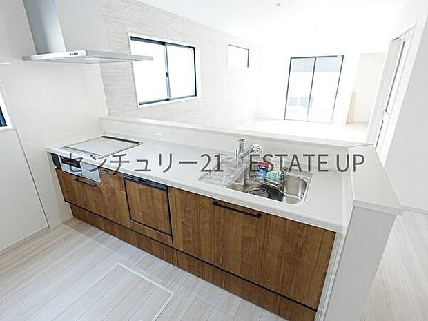 【キッチン】解放感に優れているキッチン