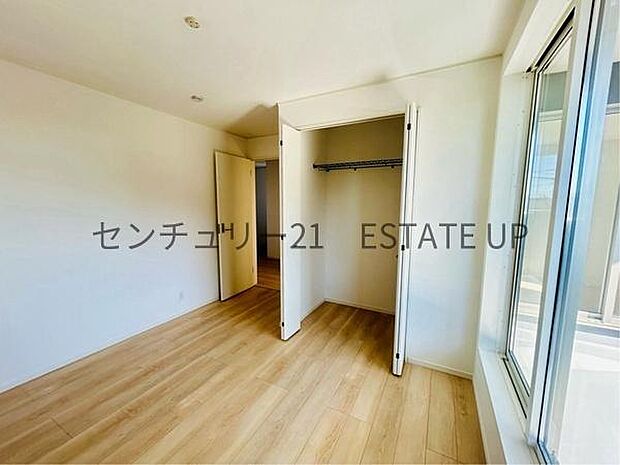 【洋室】家族構成やライフスタイルに合わせて、多目的にお使いいただけます。