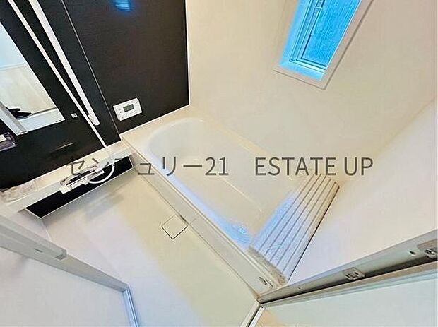 【バス】1日の疲れを癒してくれるバスルーム。