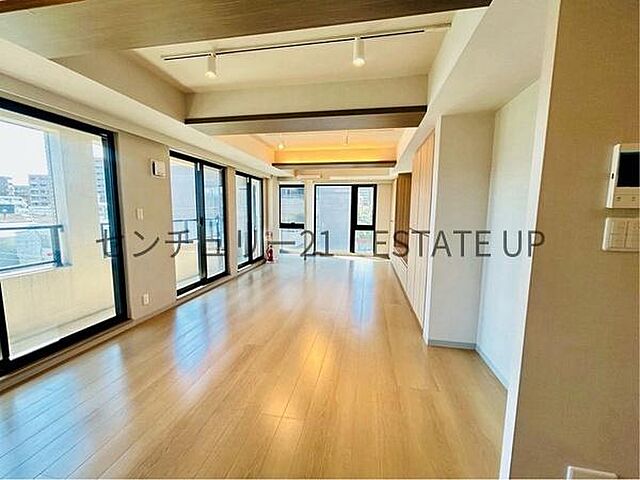 リビング/ダイニング セレスティナ高麗　402号室 5階/-